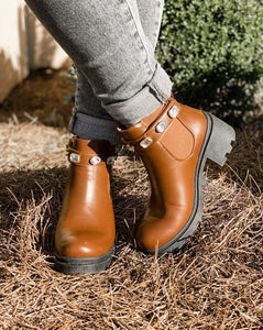 Tan Diamond Chelsea Boots